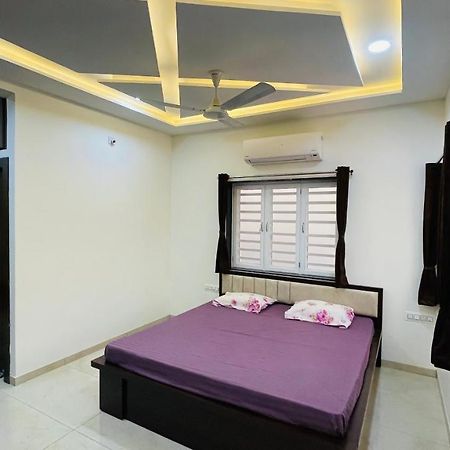 Luxurious 3 Bhk Villa In Bhuj - Shivani Homestay エクステリア 写真